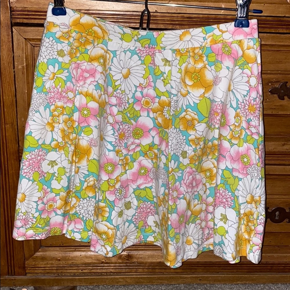 High waisted mini skirt